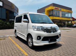 2020 Daihatsu Luxio 1.5 X M/T Putih - Jual mobil bekas di Banten