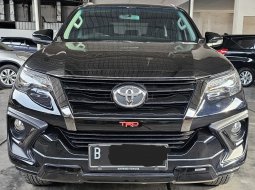 2020 Toyota Fortuner 2.4 TRD AT Hitam - Jual mobil bekas di Jawa Barat