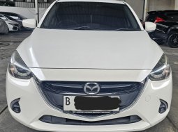 2017 Mazda 2 R Putih - Jual mobil bekas di DKI Jakarta