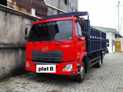 2022 UD Truck Kuzer Merah - Jual mobil bekas di DKI Jakarta