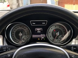 2015 Mercedes-Benz GLA 200 Gasoline Putih - Jual mobil bekas di DKI Jakarta