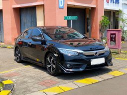 2019 Honda Civic ES Abu-abu hitam - Jual mobil bekas di DKI Jakarta