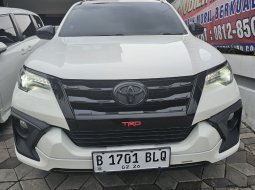 2017 Toyota Fortuner 2.4 VRZ AT Putih - Jual mobil bekas di Jawa Barat