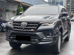 2023 Toyota Fortuner Abu-abu - Jual mobil bekas di DKI Jakarta