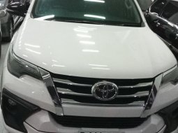 2016 Toyota Fortuner VRZ Putih - Jual mobil bekas di DI Yogyakarta