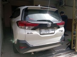 2018 Daihatsu Terios R A/T Deluxe Putih - Jual mobil bekas di Banten