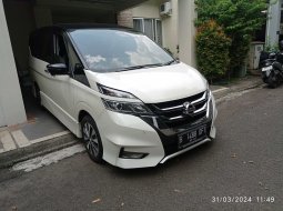 2022 Nissan Serena Highway Star Putih - Jual mobil bekas di Banten