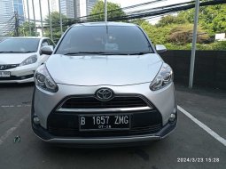 2019 Toyota Sienta V CVT Silver - Jual mobil bekas di Jawa Barat