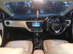 2019 Toyota Corolla Altis V AT Hitam - Jual mobil bekas di Banten
