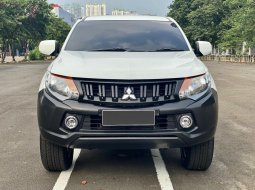 2017 Mitsubishi Triton HDX MT Double Cab 4WD Putih - Jual mobil bekas di DKI Jakarta
