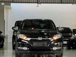 2016 Honda HR-V E Hitam - Jual mobil bekas di Bali