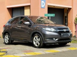 2016 Honda HR-V E CVT Abu-abu - Jual mobil bekas di DKI Jakarta