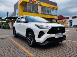 2023 Toyota Yaris Cross 1.5 G CVT Putih - Jual mobil bekas di Banten