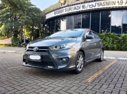 2016 Toyota Yaris TRD Sportivo Abu-abu - Jual mobil bekas di Banten