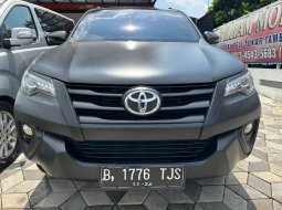 2019 Toyota Fortuner 2.4 VRZ AT Hitam - Jual mobil bekas di Jawa Barat