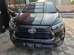 2022 Toyota Kijang Innova V A/T Gasoline Hitam - Jual mobil bekas di Jawa Barat