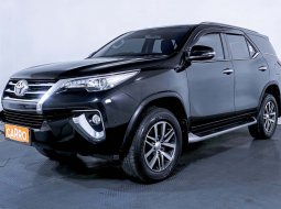2020 Toyota Fortuner 2.4 VRZ AT Hitam - Jual mobil bekas di DKI Jakarta