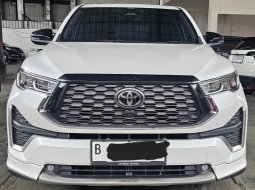 2022 Toyota Kijang Innova Zenix Hybrid Putih - Jual mobil bekas di DKI Jakarta