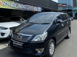 2013 Toyota Kijang Innova V M/T Gasoline Hitam - Jual mobil bekas di DKI Jakarta