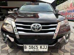 2017 Toyota Fortuner 2.4 VRZ AT Coklat - Jual mobil bekas di Jawa Barat