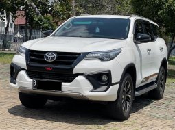 2019 Toyota Fortuner 2.4 TRD AT Putih - Jual mobil bekas di DKI Jakarta