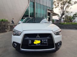 2013 Mitsubishi Outlander 2.4 Automatic Putih - Jual mobil bekas di DKI Jakarta