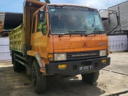 2017 Mitsubishi Fuso Truck Diesel Orange - Jual mobil bekas di DKI Jakarta