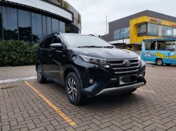 2022 Toyota Rush G AT Hitam - Jual mobil bekas di Banten