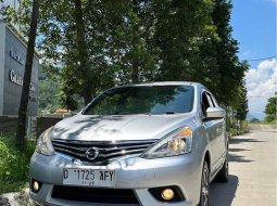 2017 Nissan Grand Livina XV Silver - Jual mobil bekas di Jawa Barat