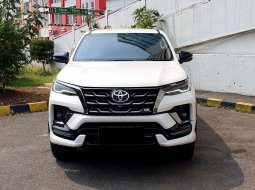 2023 Toyota Fortuner Putih - Jual mobil bekas di DKI Jakarta