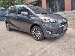 2019 Toyota Sienta V Abu-abu - Jual mobil bekas di DKI Jakarta