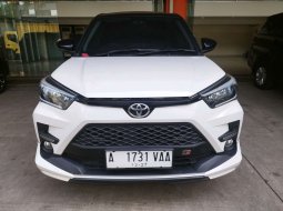 2022 Toyota Raize 1.0T GR Sport CVT TSS (Two Tone) Putih - Jual mobil bekas di Jawa Barat