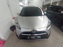 2017 Toyota Sienta V Silver - Jual mobil bekas di DKI Jakarta
