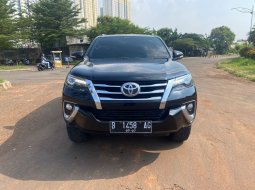 2017 Toyota Fortuner VRZ Hitam - Jual mobil bekas di Jawa Barat