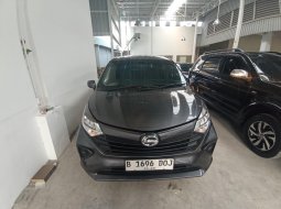 2023 Daihatsu Sigra M Abu-abu - Jual mobil bekas di DKI Jakarta