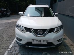 2018 Nissan X-Trail 2.5 CVT Putih - Jual mobil bekas di Jawa Barat