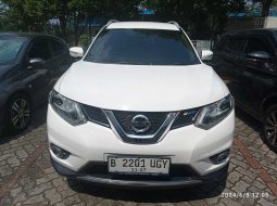 2017 Nissan X-Trail 2.5 CVT Putih - Jual mobil bekas di Jawa Barat
