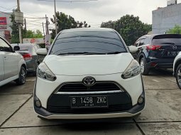 2017 Toyota Sienta G CVT Putih - Jual mobil bekas di Jawa Barat