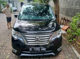 2016 Nissan Serena 2.0 NA Hitam - Jual mobil bekas di Jawa Barat