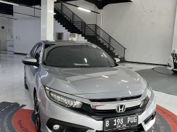 2018 Honda Civic ES Prestige Silver - Jual mobil bekas di Jawa Barat