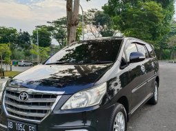 2014 Toyota Kijang Innova V Hitam - Jual mobil bekas di DI Yogyakarta