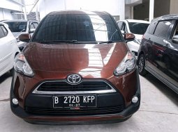 2017 Toyota Sienta V Coklat - Jual mobil bekas di Jawa Barat