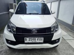 2016 Daihatsu Terios R A/T Putih - Jual mobil bekas di DKI Jakarta