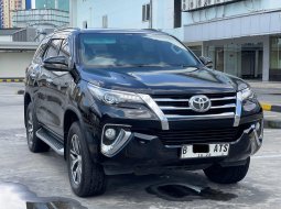 2018 Toyota Fortuner 2.4 VRZ AT Hitam - Jual mobil bekas di DKI Jakarta