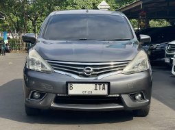 2015 Nissan Grand Livina SV Abu-abu - Jual mobil bekas di DKI Jakarta