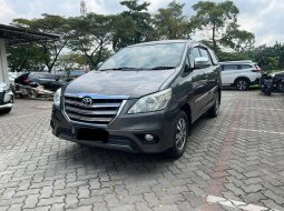 2015 Toyota Kijang Innova G M/T Diesel Abu-abu - Jual mobil bekas di Banten