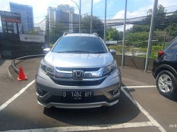 2017 Honda BR-V E Prestige Silver - Jual mobil bekas di Banten