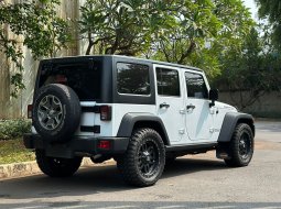 2014 Jeep Wrangler Rubicon Putih - Jual mobil bekas di DI Yogyakarta