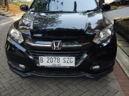 2017 Honda HR-V 1.5L E CVT Hitam - Jual mobil bekas di Jawa Barat