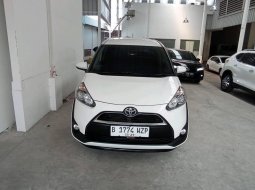 2019 Toyota Sienta V Putih - Jual mobil bekas di DKI Jakarta
